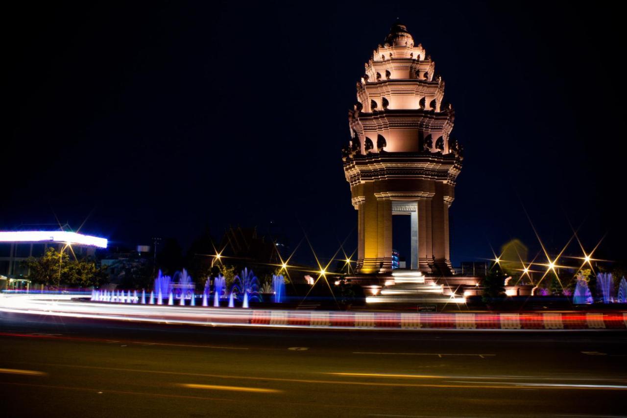 King Grand Boutique Hotel Phnom Penh Exterior photo