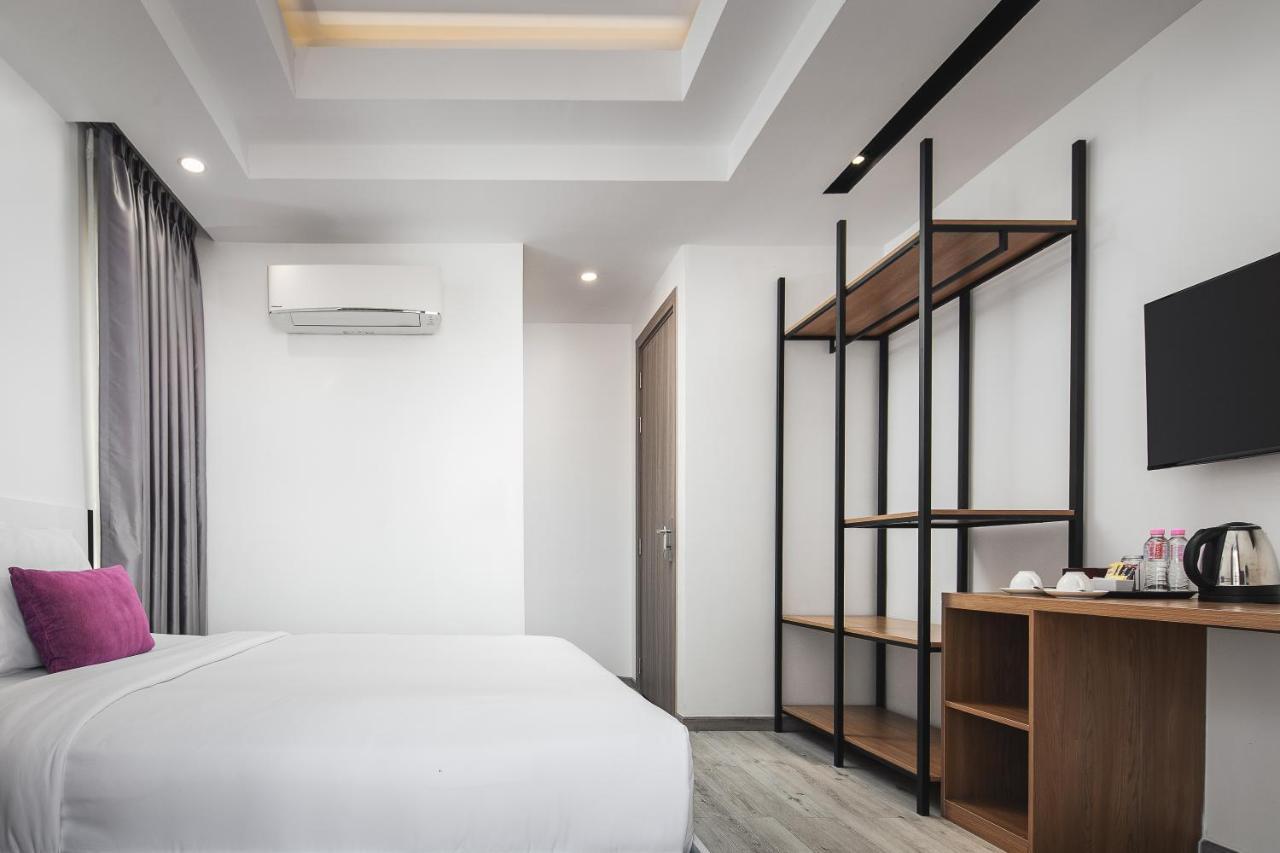 King Grand Boutique Hotel Phnom Penh Exterior photo