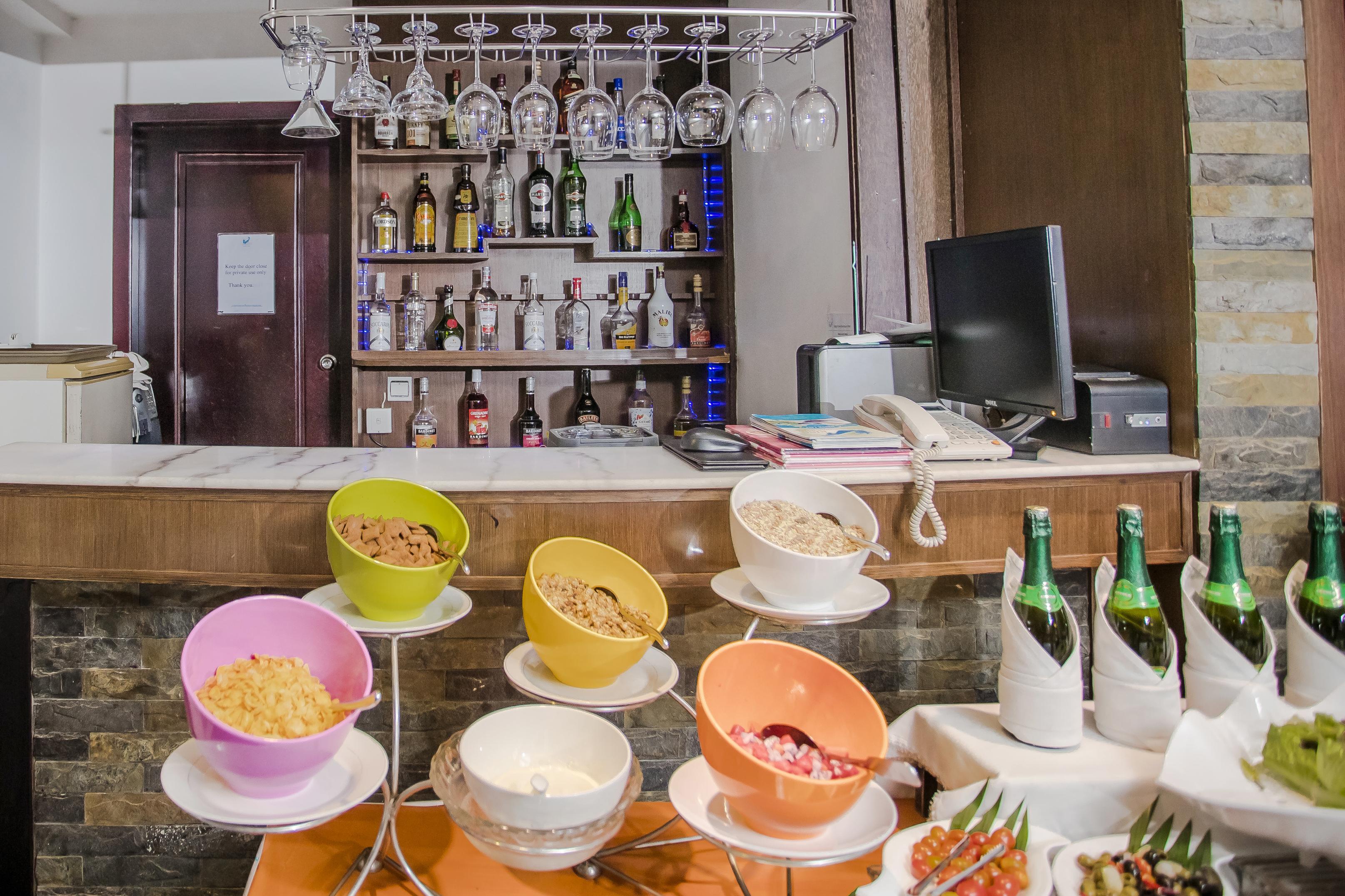King Grand Boutique Hotel Phnom Penh Exterior photo