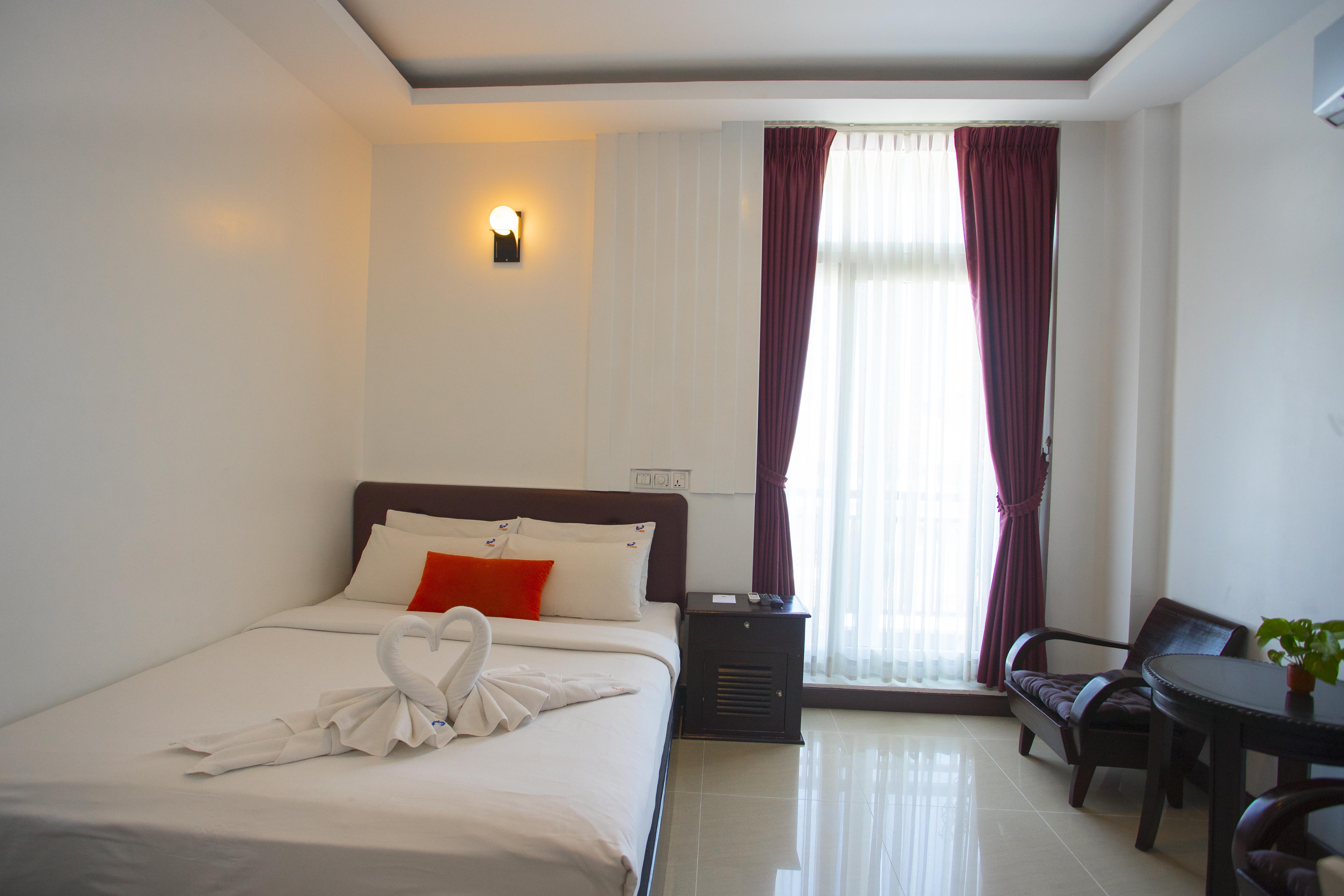 King Grand Boutique Hotel Phnom Penh Exterior photo