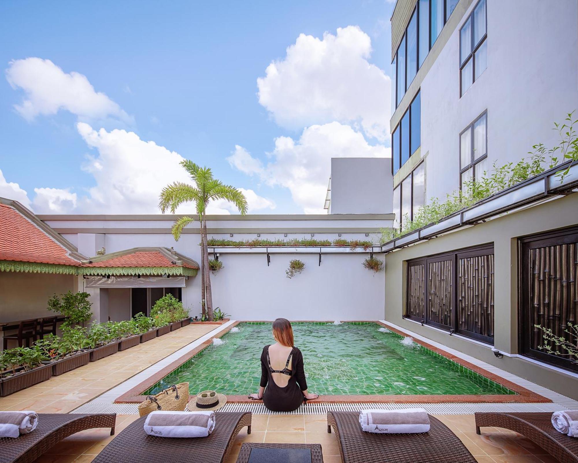 King Grand Boutique Hotel Phnom Penh Exterior photo